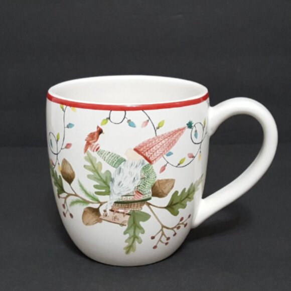 NEW RARE Pottery Barn Set of 4 Forest Gnome Christmas Mugs 22 OZ Stoneware - Picture 3 of 8